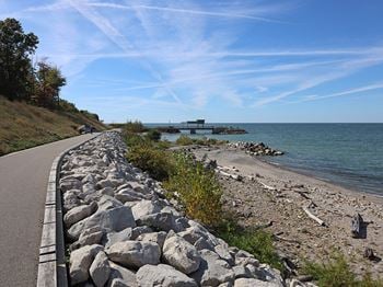Direct beach and lake erie access